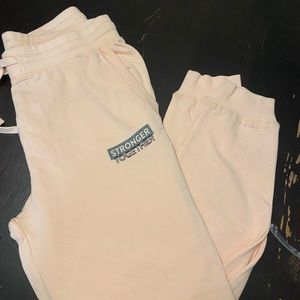 Pink Peloton Joggers NWT  size medium